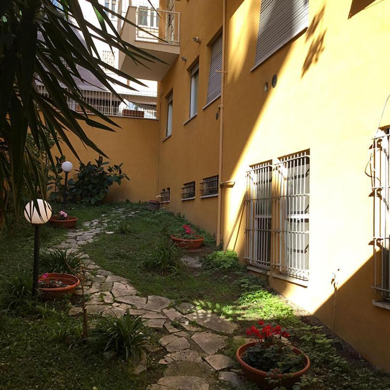 Ale&Andrea Apartments Blu & Lilla Roma Ngoại thất bức ảnh