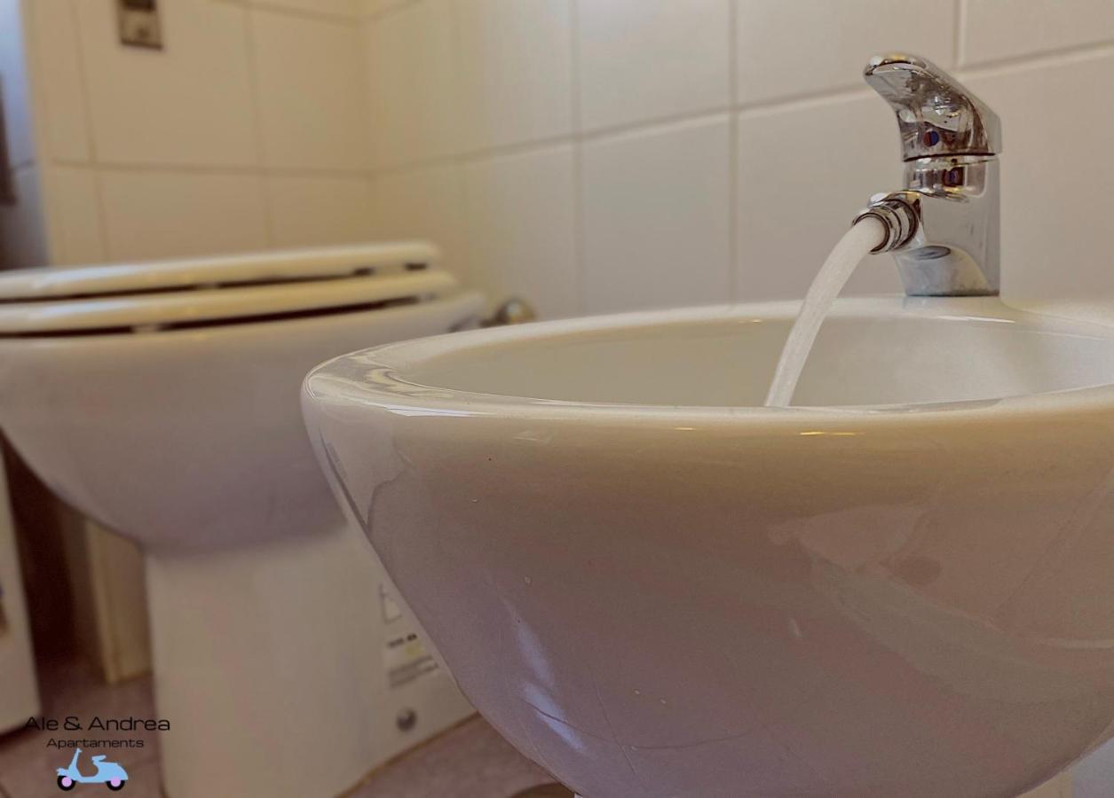 Ale&Andrea Apartments Blu & Lilla Roma Ngoại thất bức ảnh
