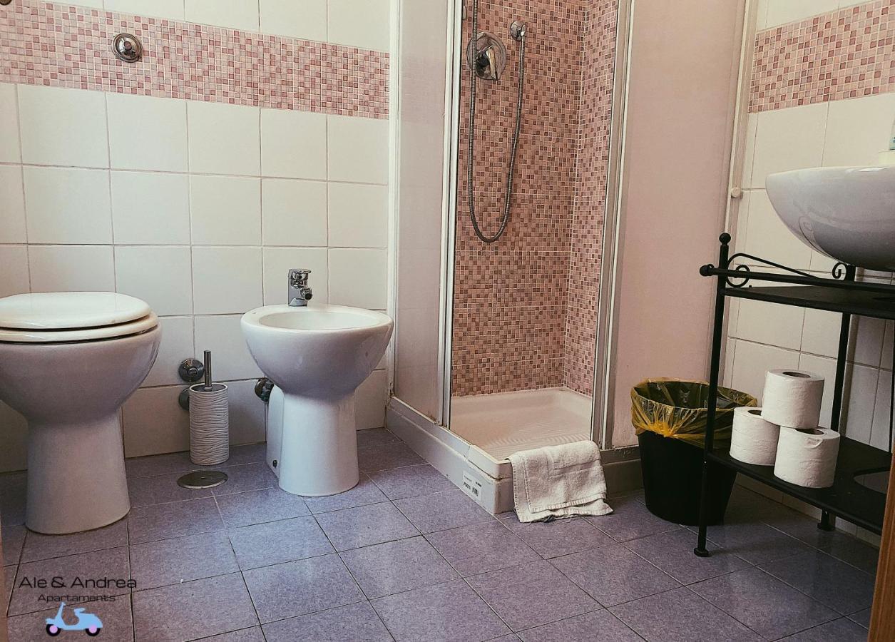Ale&Andrea Apartments Blu & Lilla Roma Ngoại thất bức ảnh