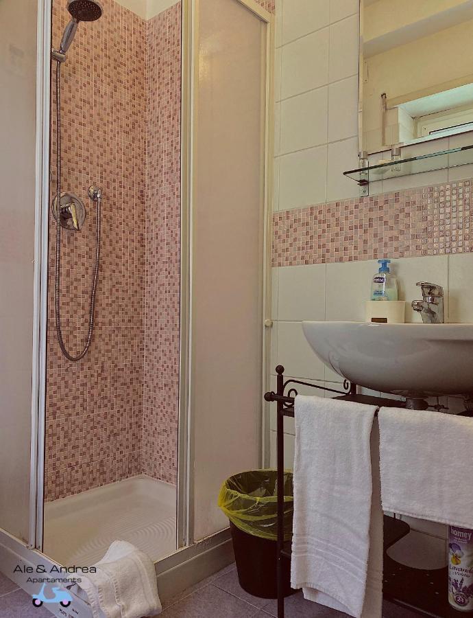 Ale&Andrea Apartments Blu & Lilla Roma Ngoại thất bức ảnh